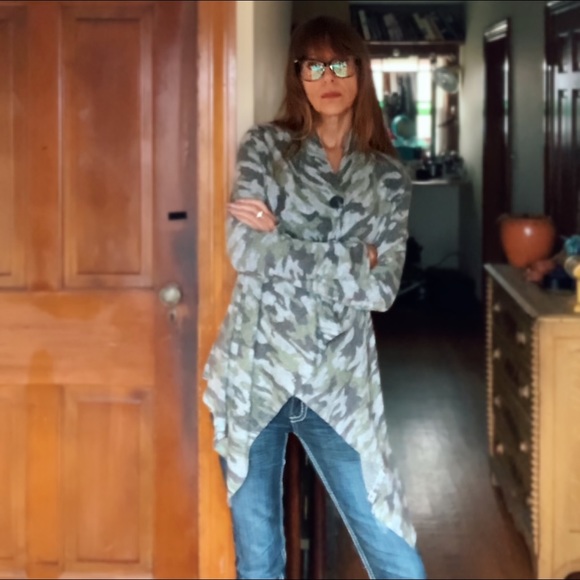 Bat Wing Asymmetrical Top - Picture 4 of 16